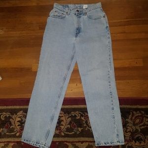 Levi's 90s vintage 512 high waist mom jeans wedgie